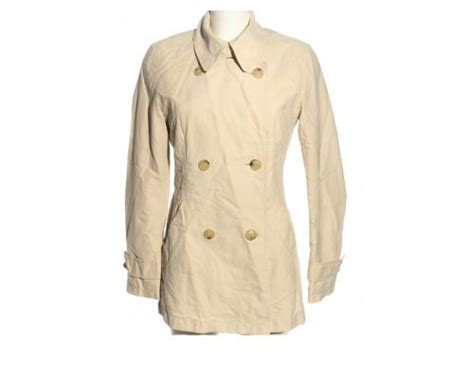 burberry blouse tweedehands|Burberry silk coats.